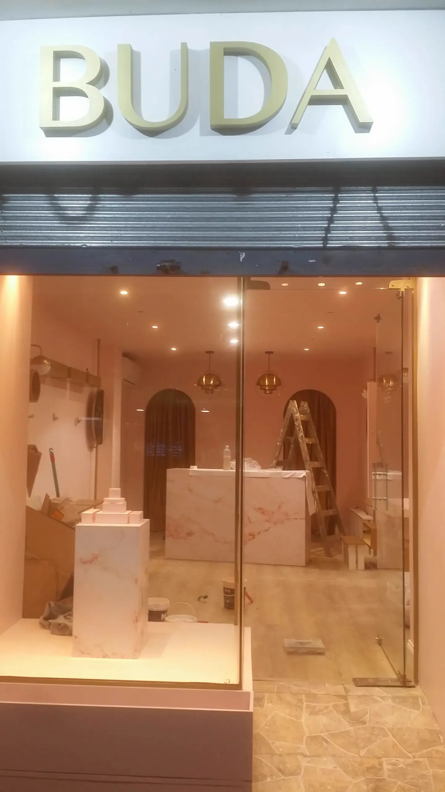 Reforma de local comercial — Joyería Buda, Montevideo