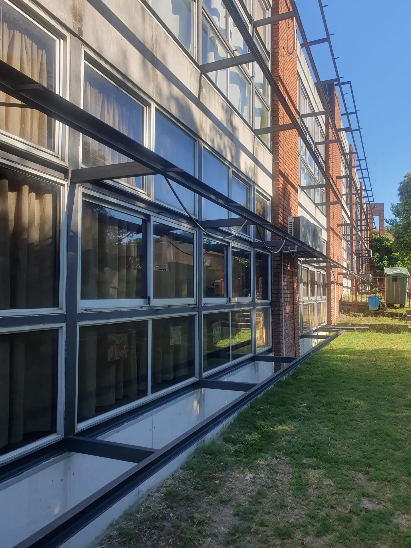Impermeabilización de fachada — Colegio Jesús María